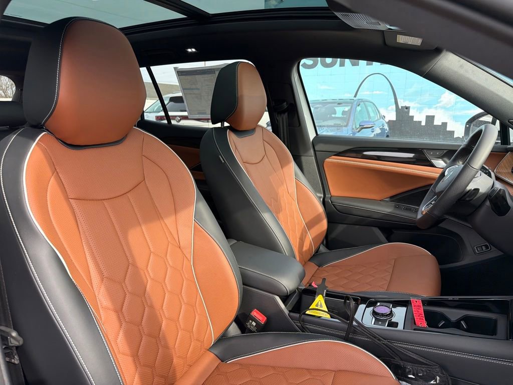 New 2026 Volkswagen Tiguan SEL R-Line image 35