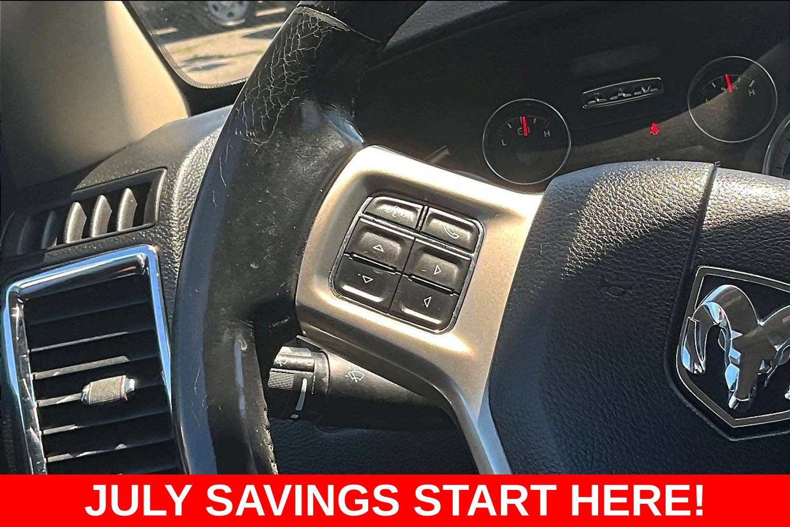 Used 2017 RAM 1500 Laramie AWD/4WD image 15