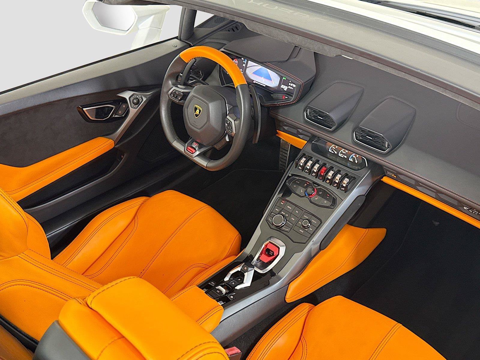Used 2019 Lamborghini Huracan LP 580-2 RWD image 27