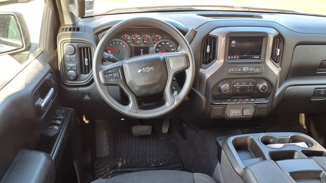 Used 2021 Chevrolet Silverado 1500 Custom Trail Boss w/ LPO, Dark Essentials Package AWD/4WD image 17