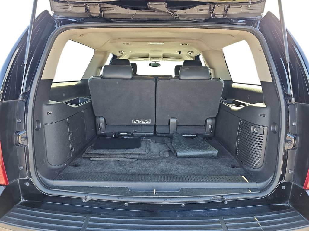 Used 2013 Chevrolet Suburban LT w/ Texas Edition RWD image 27
