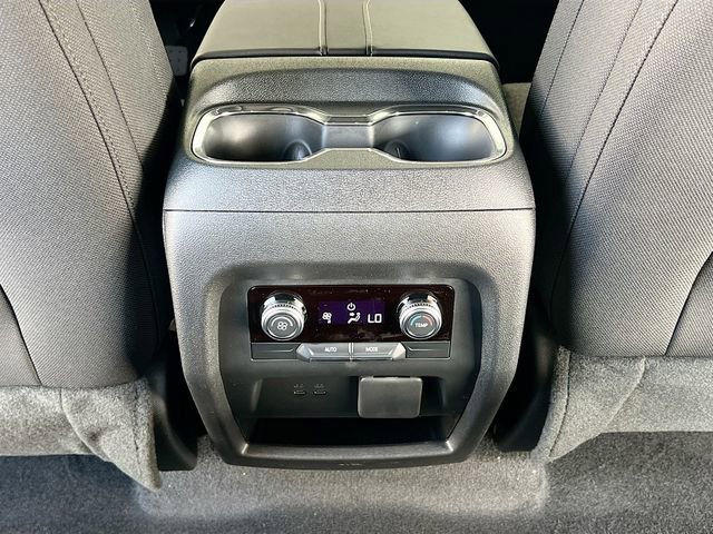 New 2026 GMC Acadia Elevation image 18