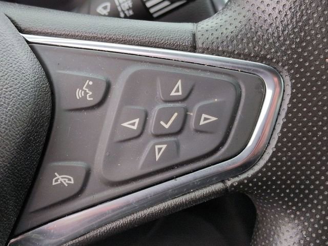 Used 2020 Chevrolet Equinox LT w/ LPO, Floor Liner Package image 19