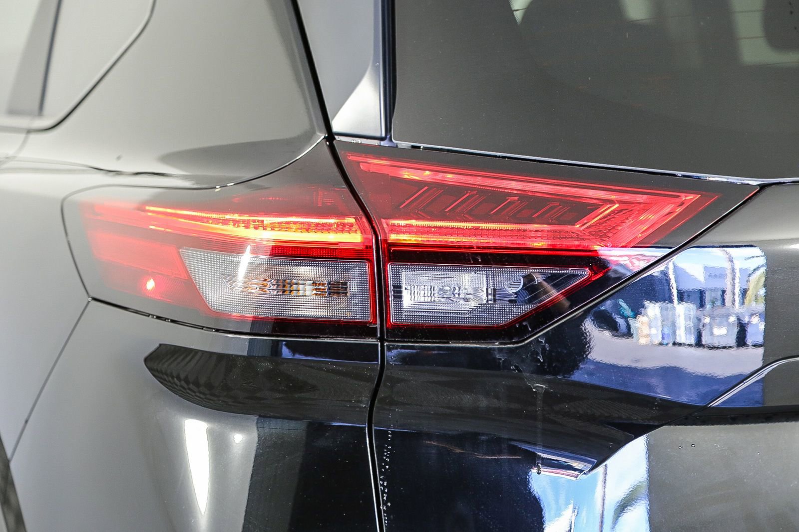 New 2026 Nissan Rogue S image 7