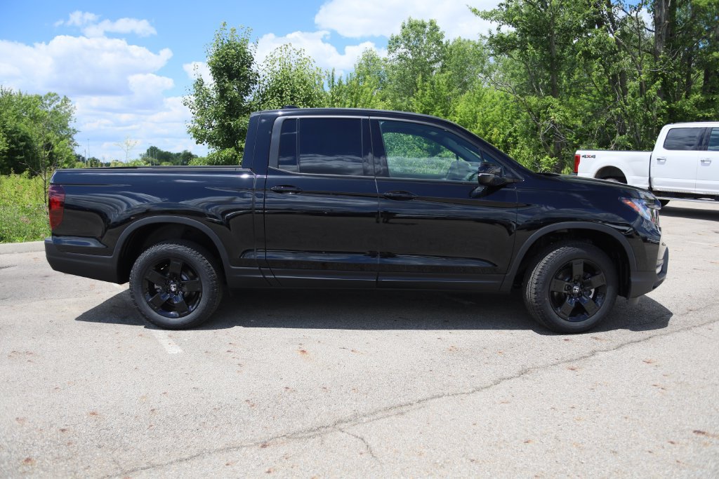 New 2026 Honda Ridgeline Black Edition image 8