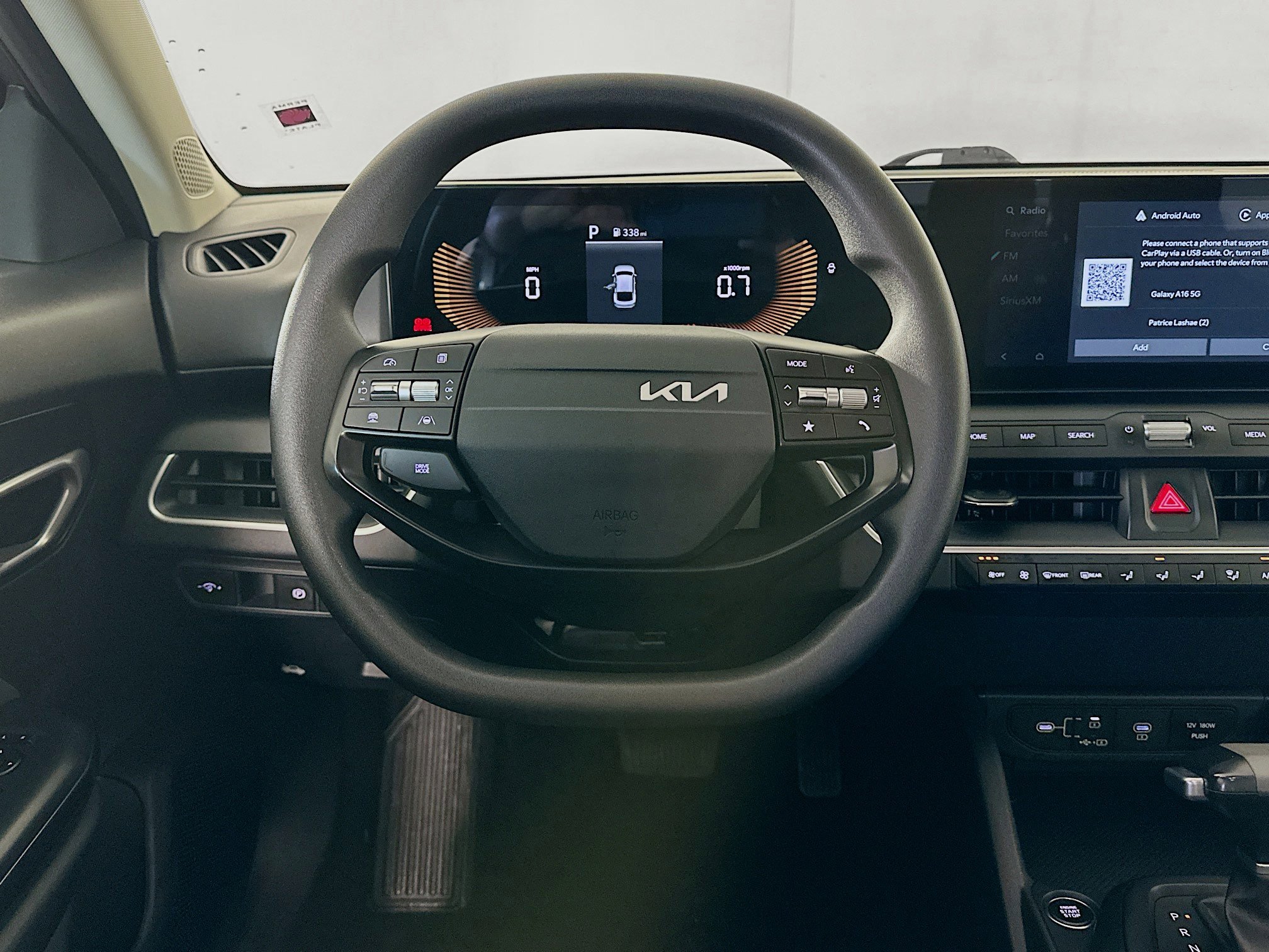 Used 2025 Kia K4 LXS image 17