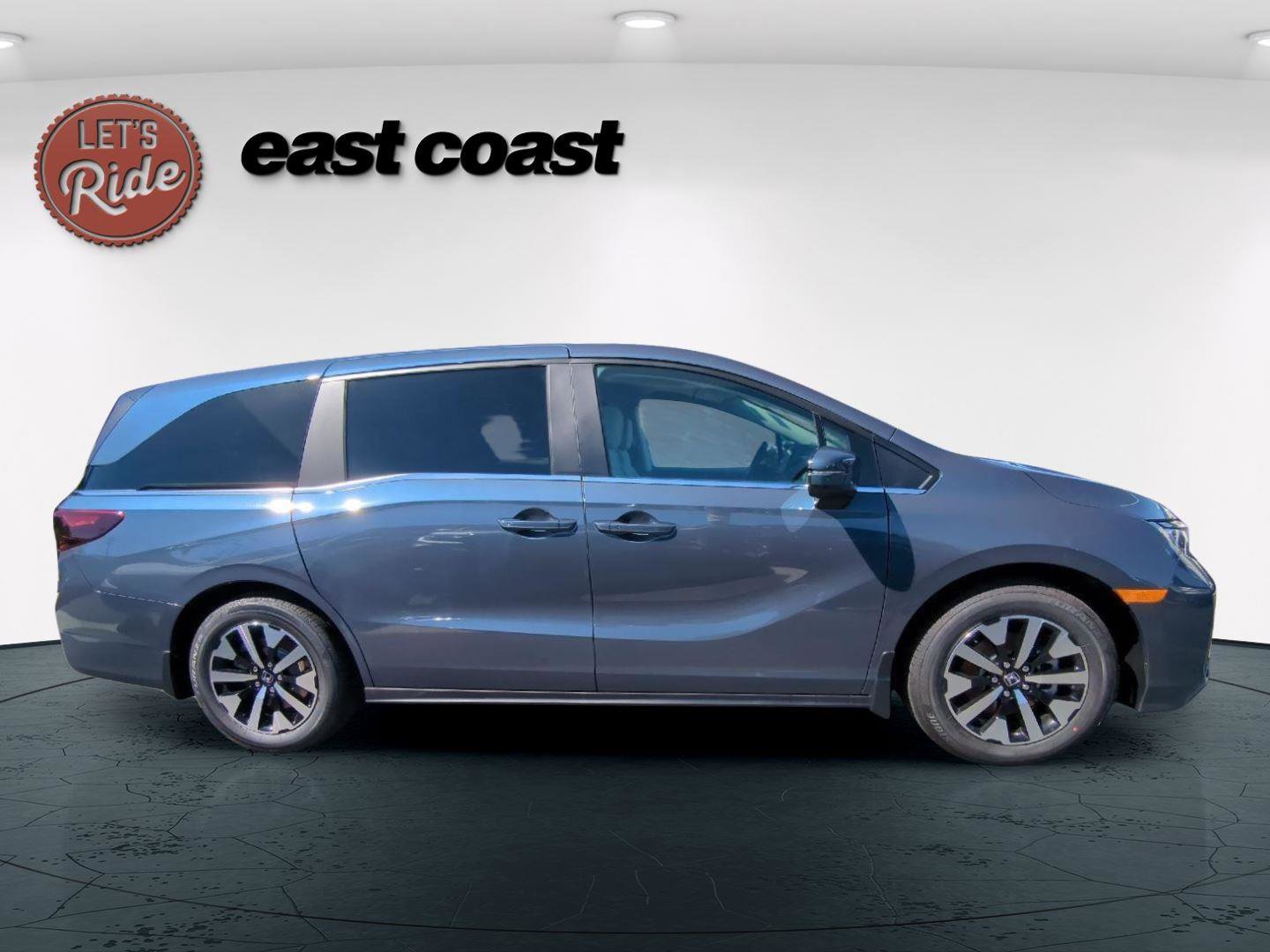New 2026 Honda Odyssey EX-L image 4