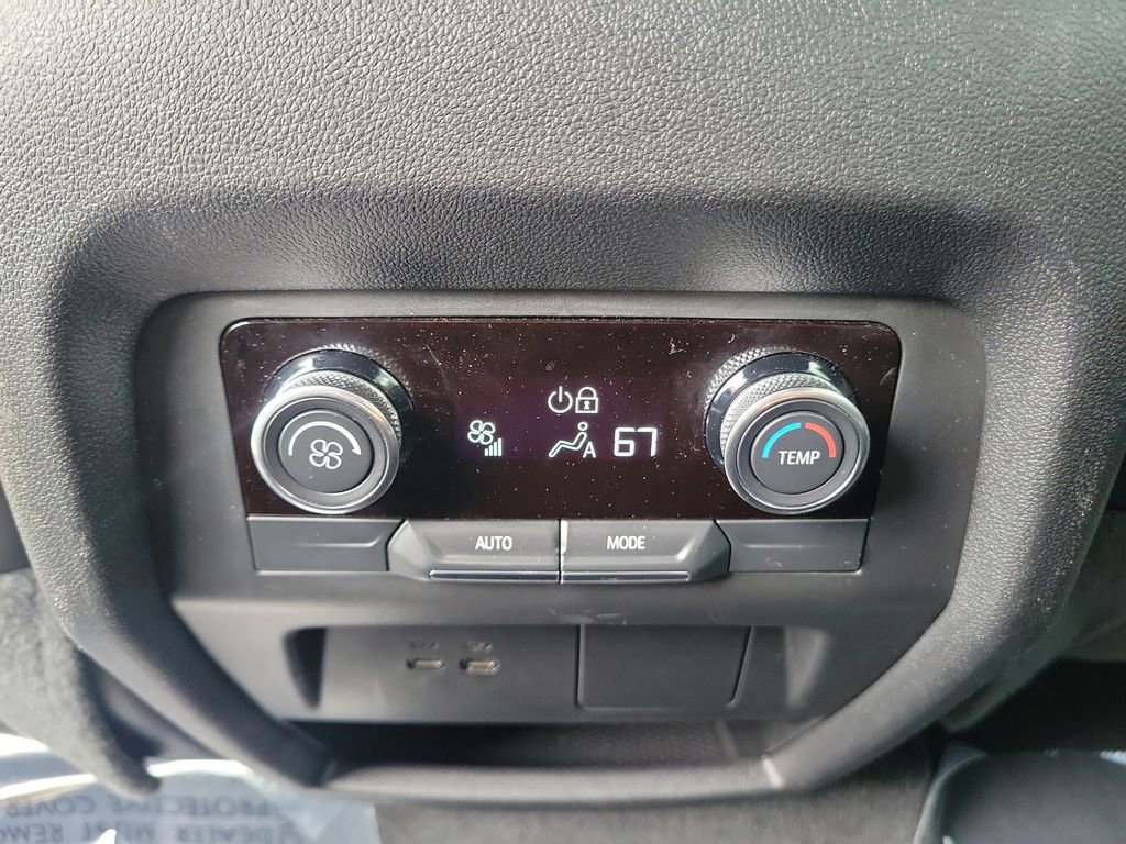 Used 2025 Buick Enclave Sport Touring FWD image 14