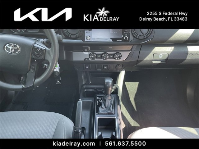 Used 2020 Toyota Tacoma SR image 12