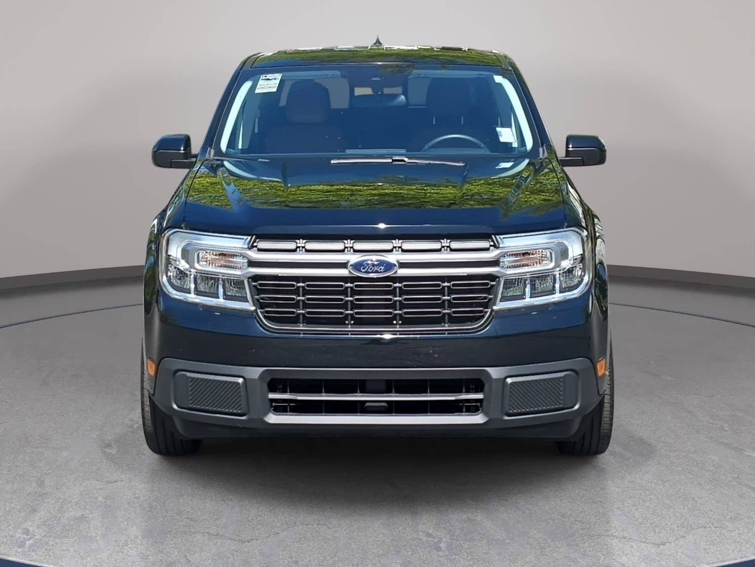 Used 2023 Ford Maverick Lariat FWD image 2