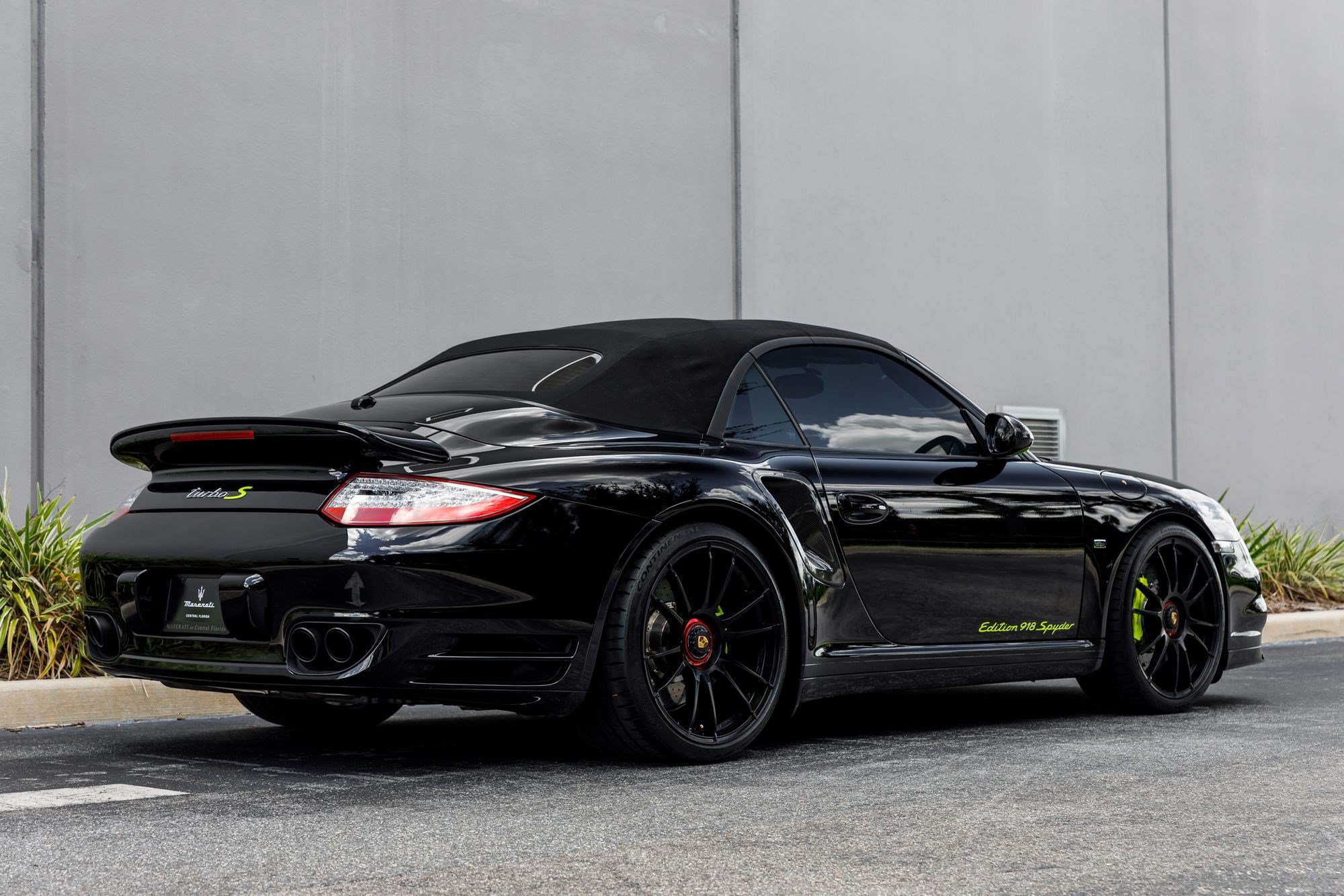 Used 2012 Porsche 911 Turbo S AWD/4WD image 40