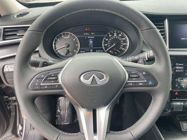 New 2025 INFINITI QX50 Luxe image 16