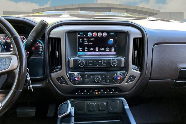 Used 2017 GMC Sierra 3500 Denali w/ Duramax Plus Package AWD/4WD image 8