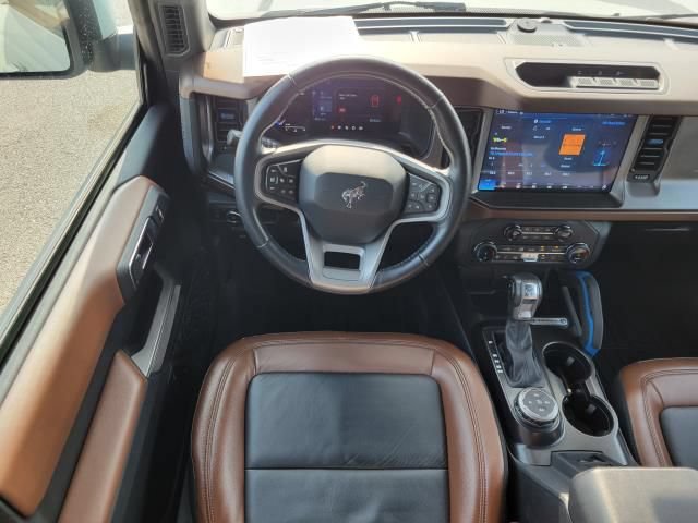 Used 2022 Ford Bronco Outer Banks AWD/4WD image 12