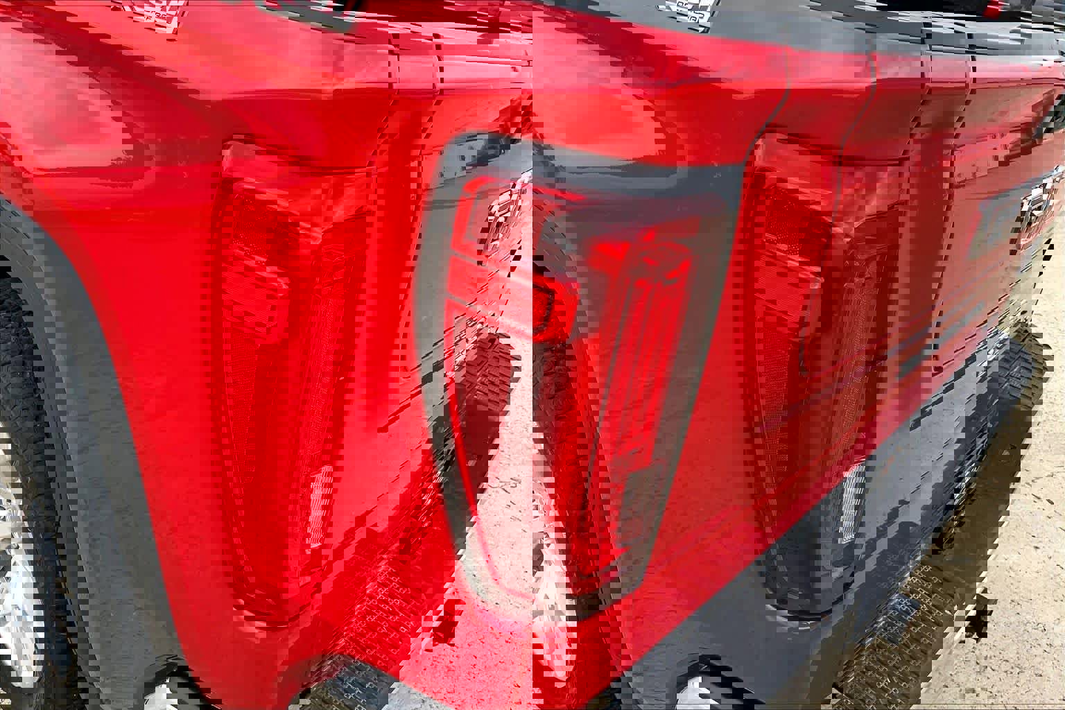 Used 2019 GMC Sierra 1500 SLT image 29