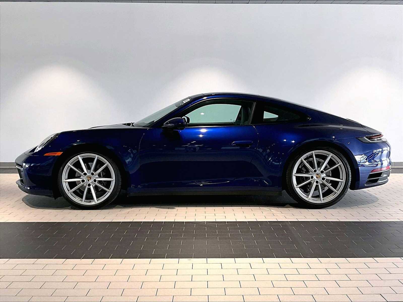 Used 2024 Porsche 911 Carrera 4 image 2