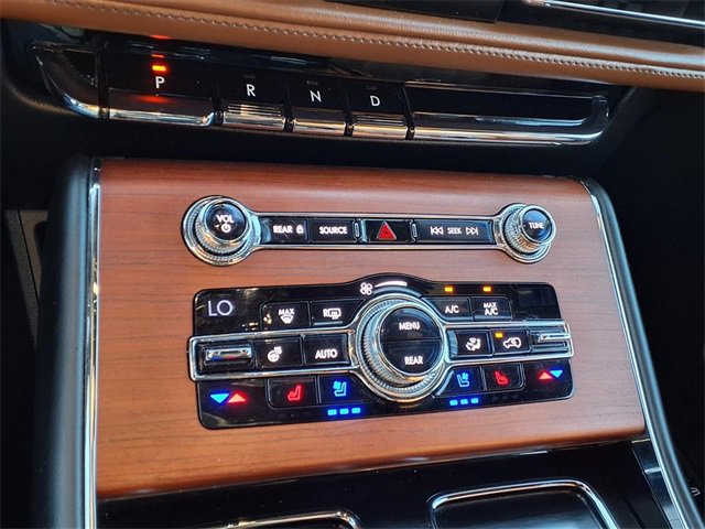 Used 2020 Lincoln Aviator Reserve w/ Elements Package Plus image 20