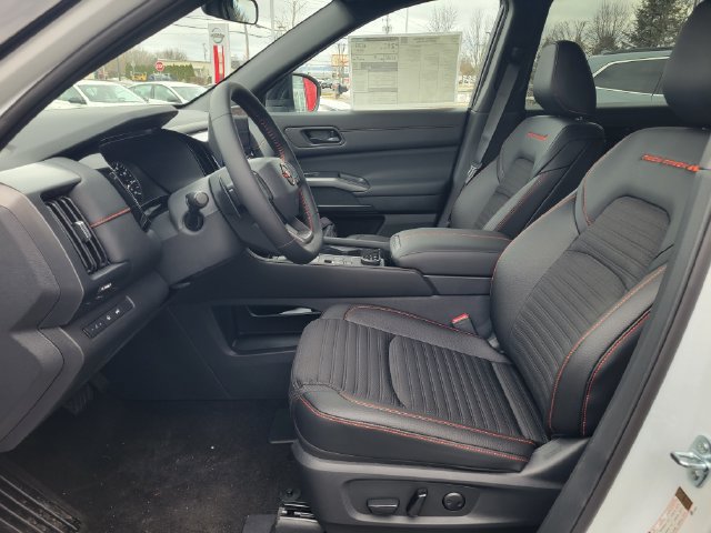 New 2026 Nissan Pathfinder Rock Creek AWD/4WD image 13