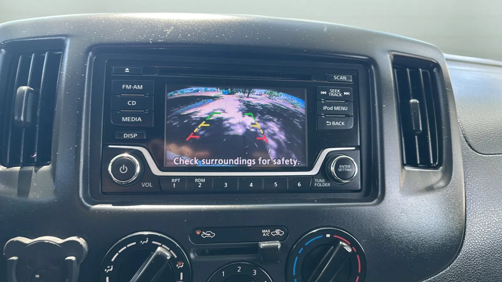 Used 2018 Nissan NV200 S FWD image 15
