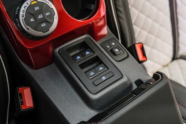 Used 2025 Ford Bronco Heritage Edition AWD/4WD image 60