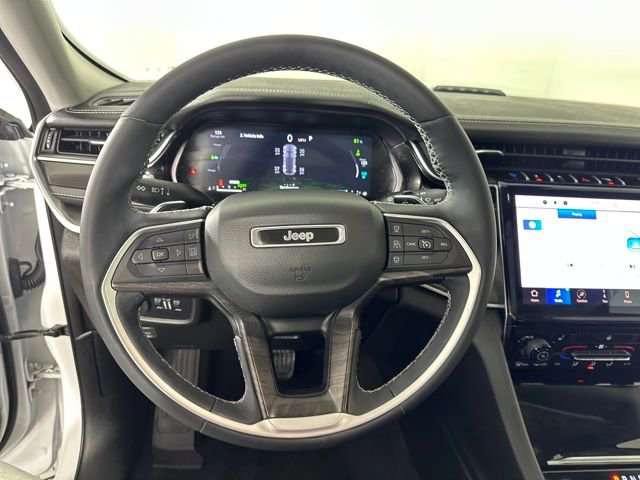 Used 2023 Jeep Grand Cherokee 4WD 4xe image 14