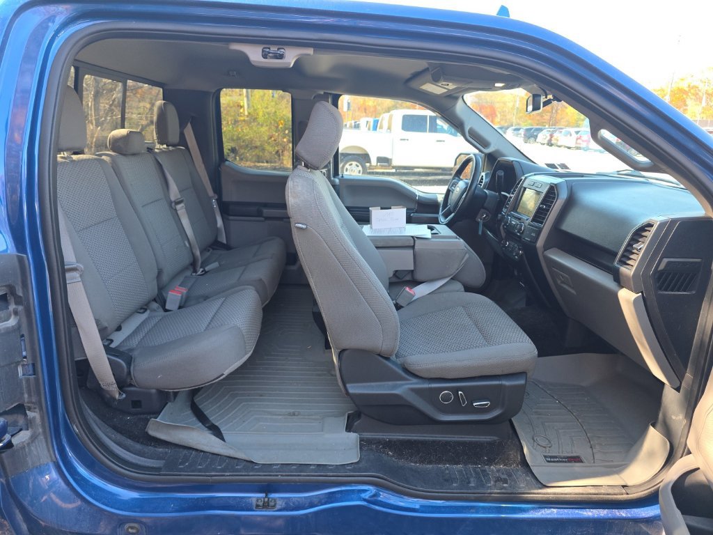 Used 2018 Ford F150 XLT w/ Equipment Group 302A Luxury AWD/4WD image 16