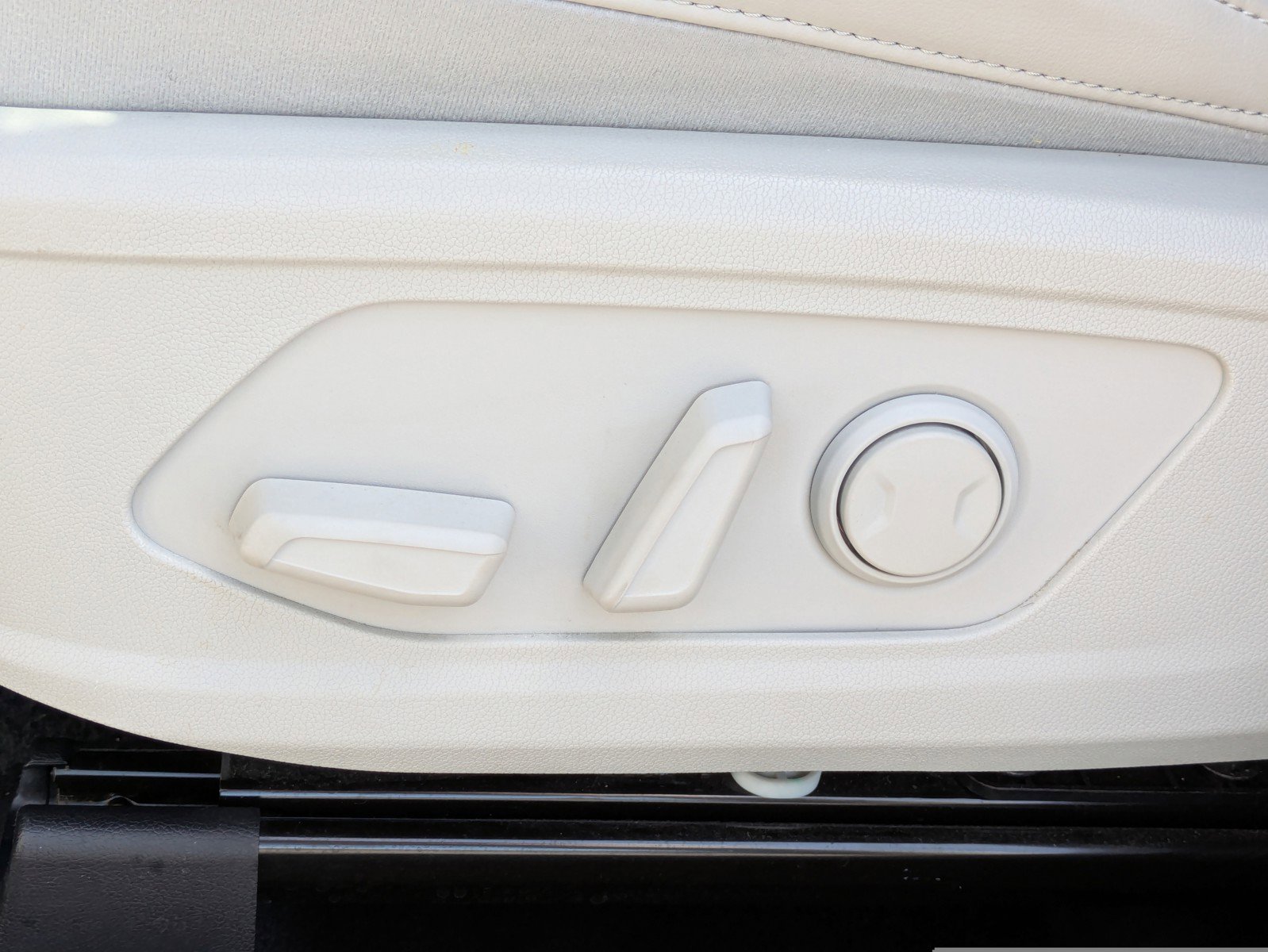 Certified 2021 Kia Sorento EX image 18