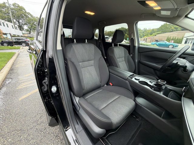 Certified 2026 Nissan Rogue SV w/ Cold Weather Package AWD/4WD image 24