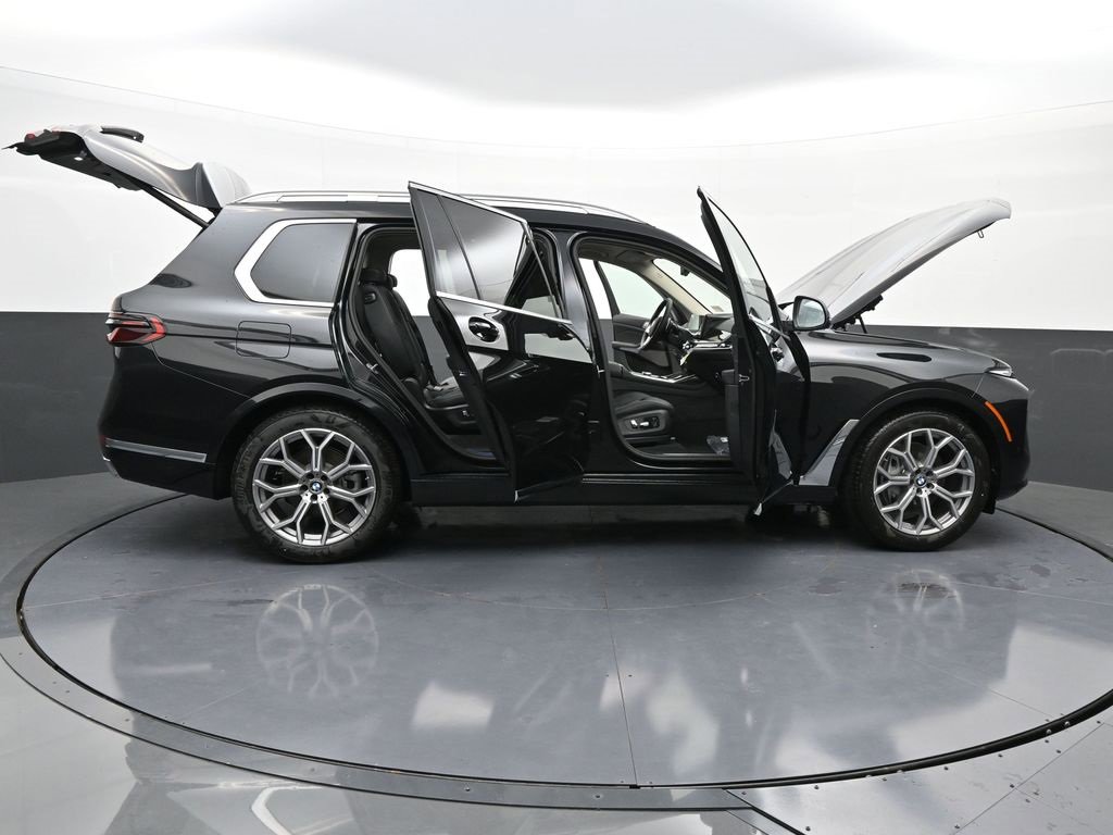 New 2026 BMW X7 xDrive40i w/ Premium Package image 50