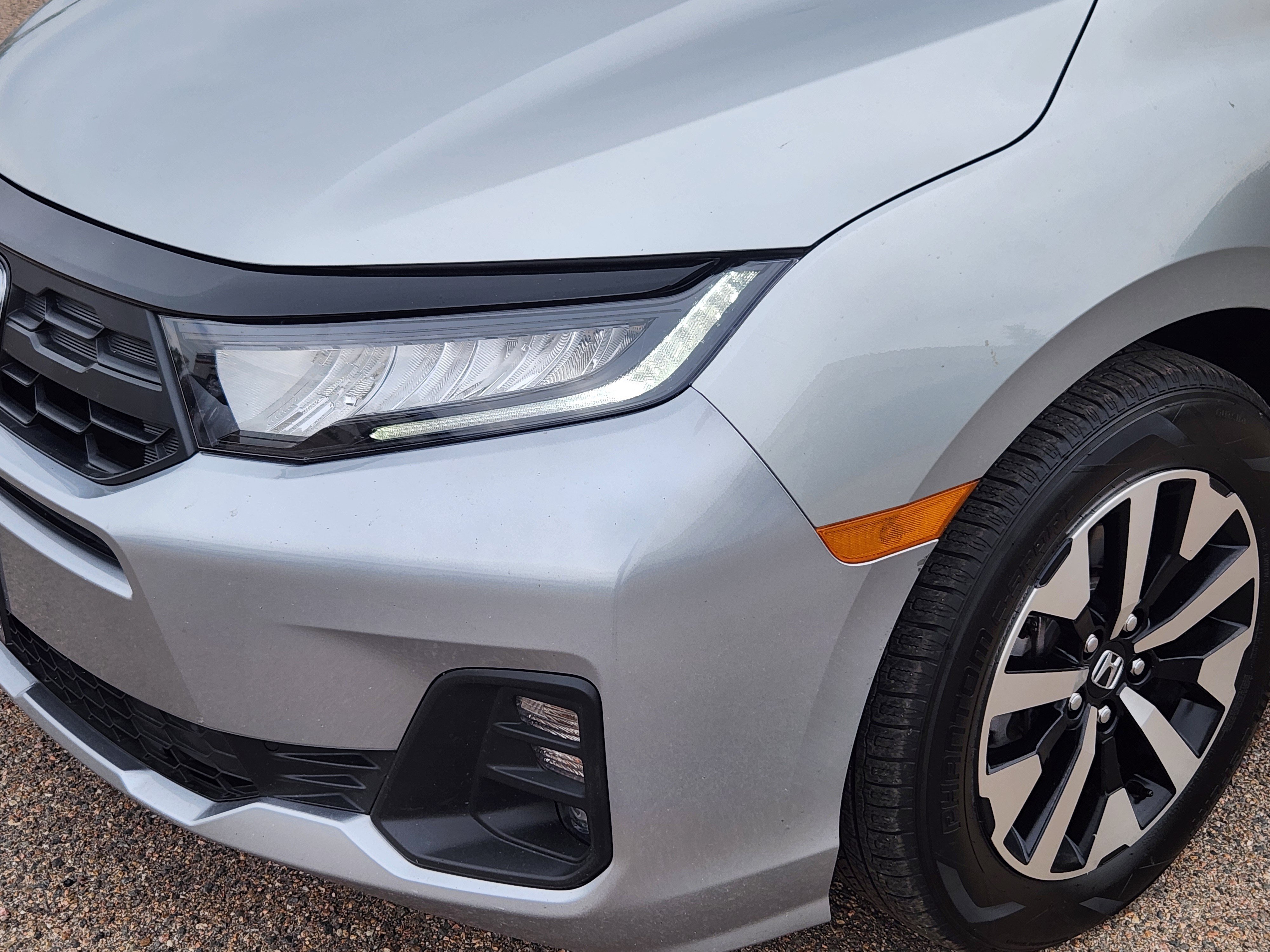 Used 2025 Honda Odyssey EX-L image 5