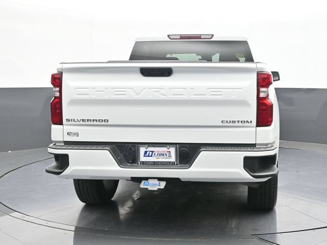 Used 2025 Chevrolet Silverado 1500 Custom AWD/4WD image 10