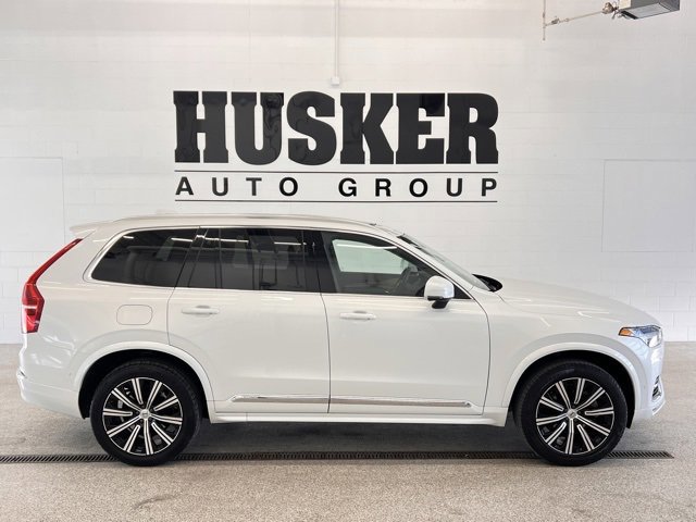 Used 2024 Volvo XC90 B5 Plus image 2