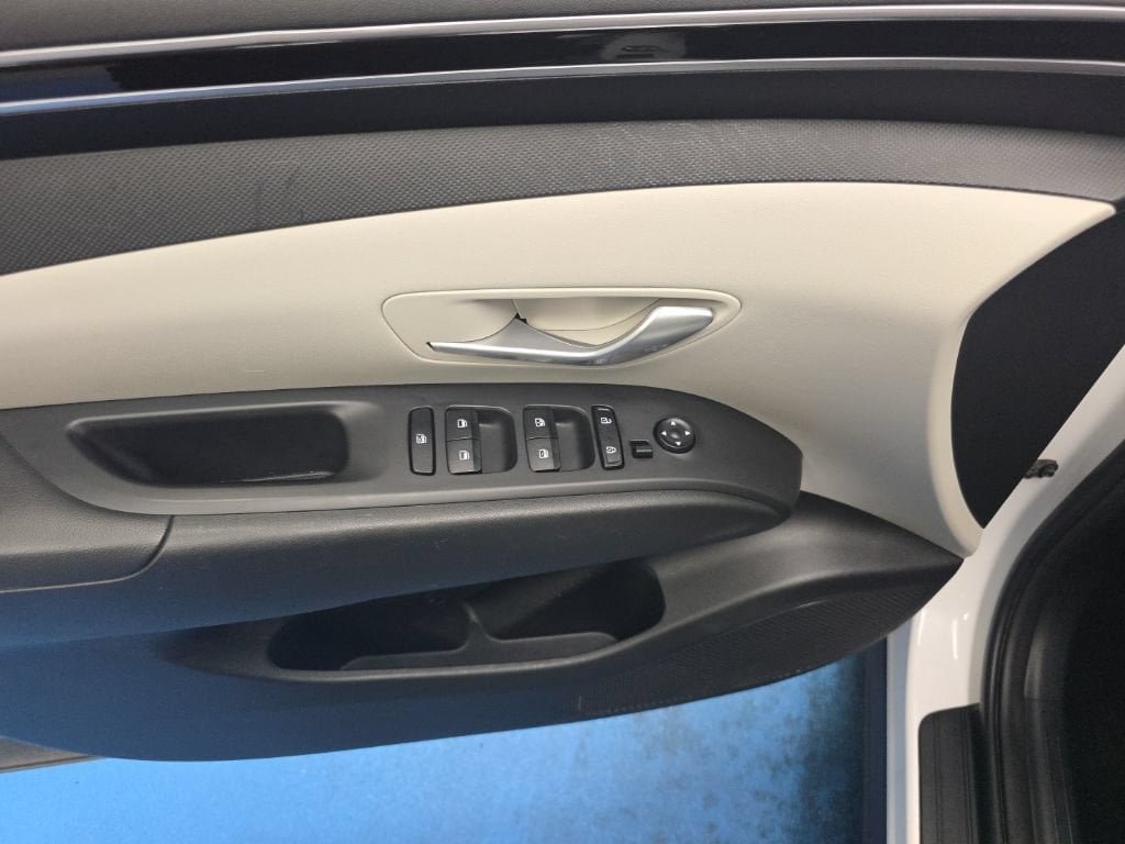 Used 2024 Hyundai Tucson SEL FWD image 18