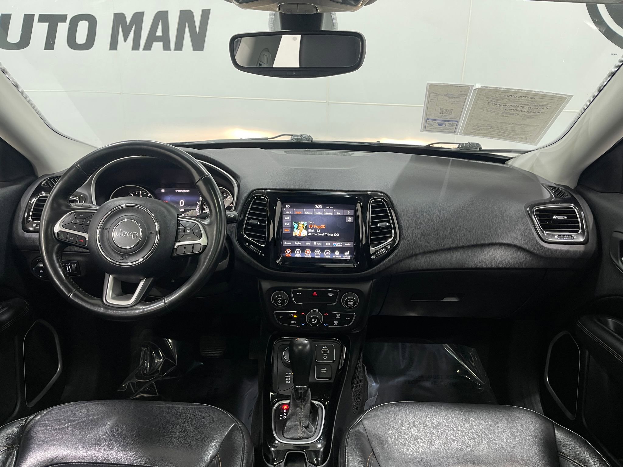 Used 2018 Jeep Compass Limited image 18
