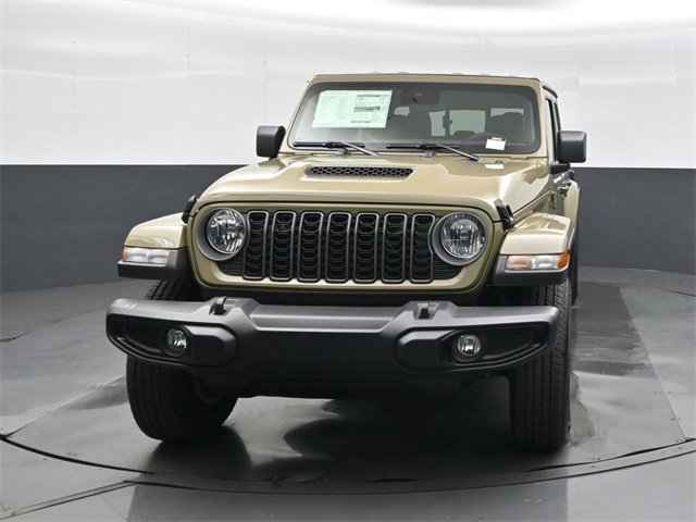 New 2025 Jeep Gladiator Sport image 8