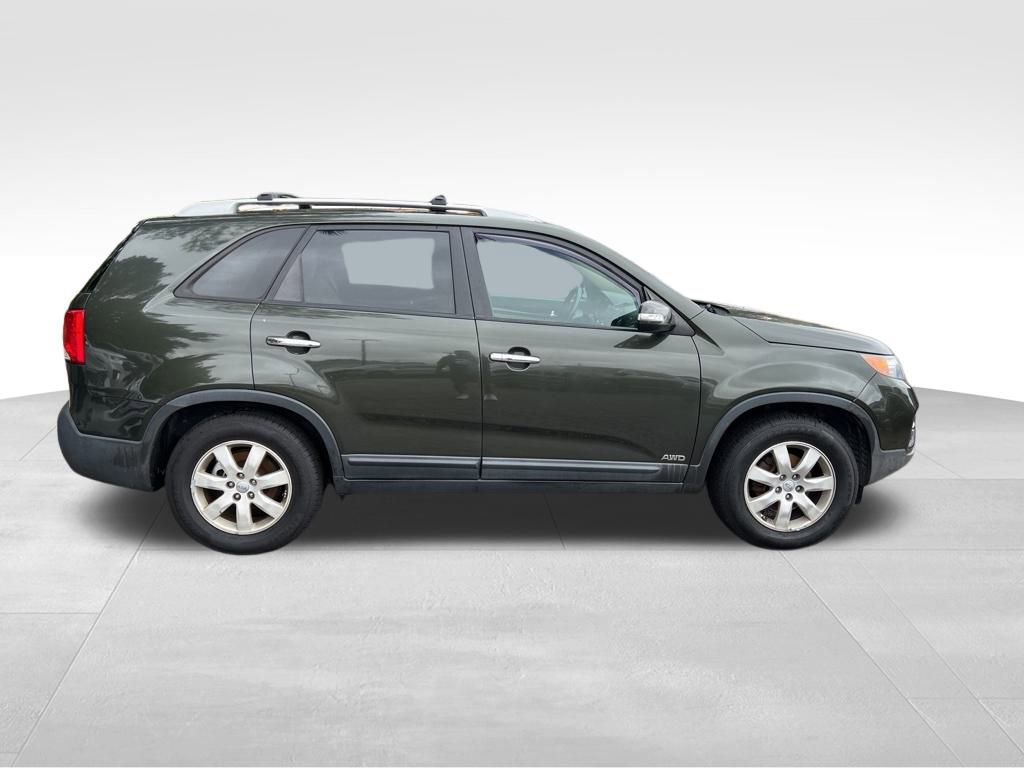 Used 2013 Kia Sorento LX w/ Convenience Pkg image 8