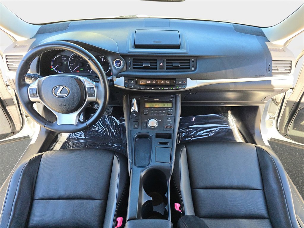 Used 2012 Lexus CT 200h image 16