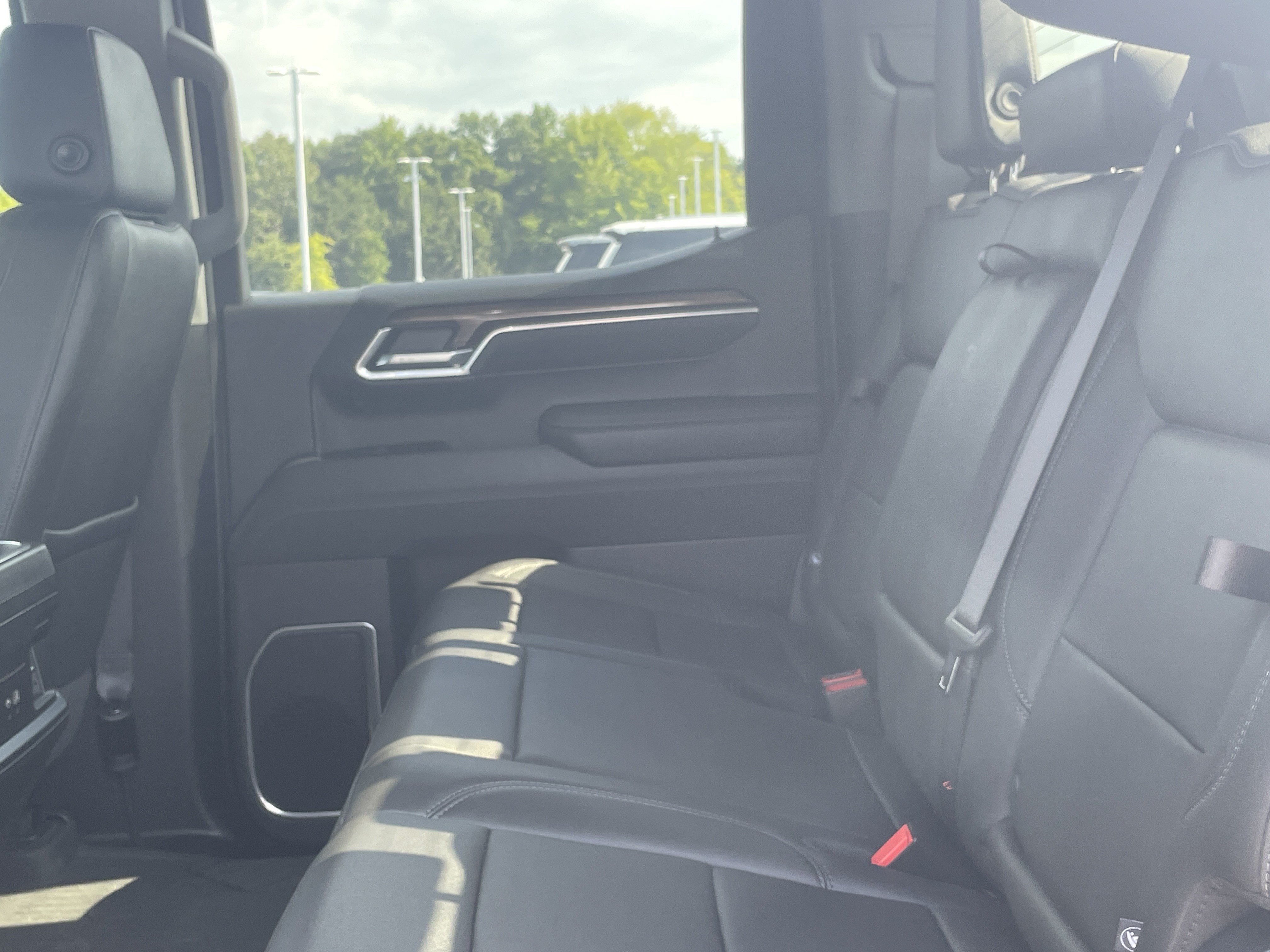 Used 2025 Chevrolet Silverado 1500 RST AWD/4WD image 29