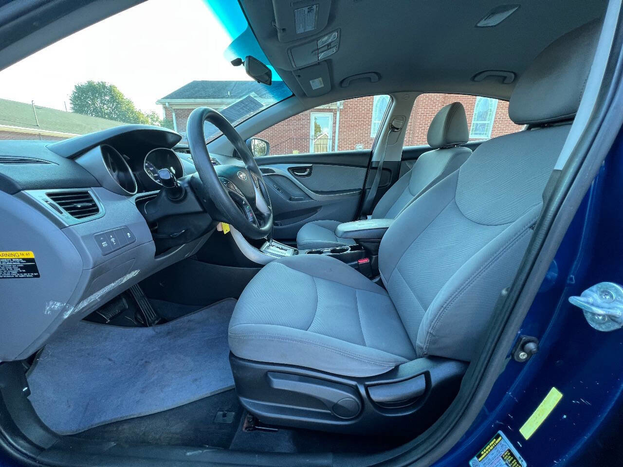 Used 2013 Hyundai Elantra GLS w/ Preferred Pkg image 12