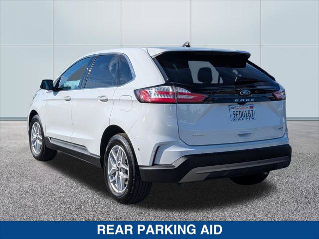 Certified 2023 Ford Edge SEL image 3