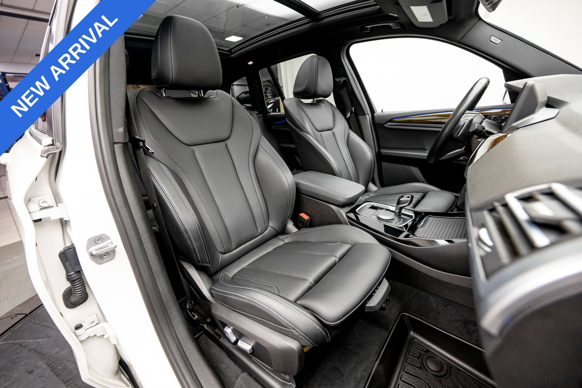 Used 2022 BMW X3 xDrive30i AWD/4WD image 13