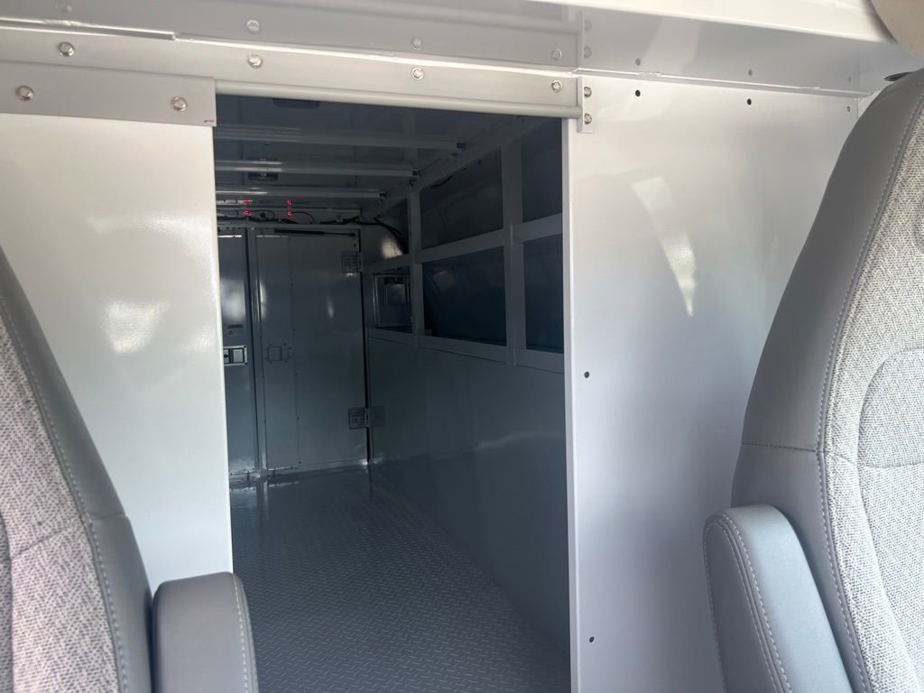 New 2025 Chevrolet Express 3500 w/ Power Convenience Package image 38