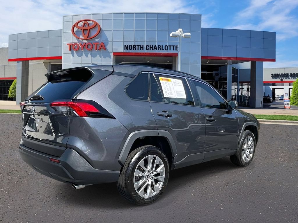Used 2023 Toyota RAV4 XLE Premium FWD image 8