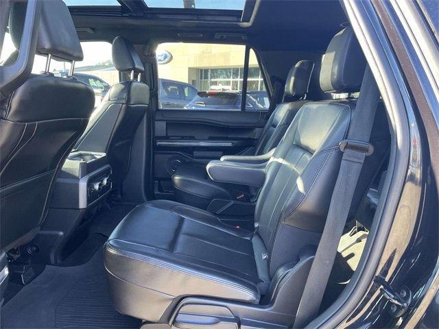 Certified 2021 Ford Expedition XLT image 11