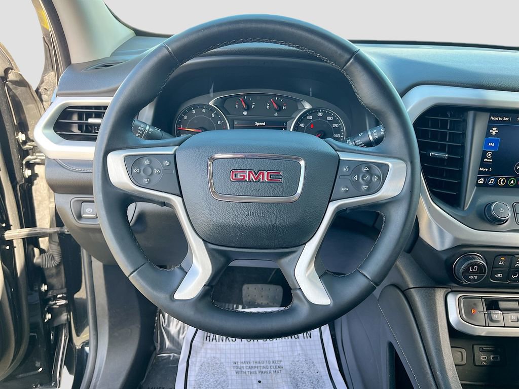 Used 2023 GMC Acadia SLT image 11