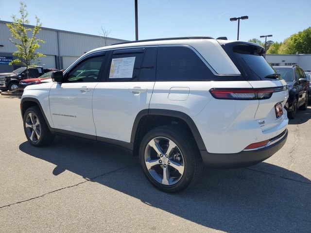 Certified 2025 Jeep Grand Cherokee Limited w/ Luxury Tech Group II RWD image 6