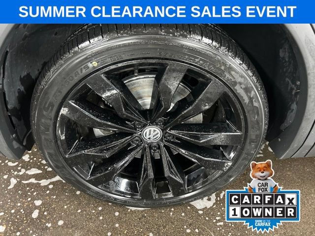 Used 2021 Volkswagen Tiguan SE R-Line AWD/4WD image 9