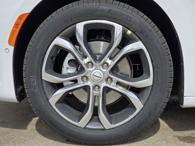 New 2026 Chrysler Pacifica Pinnacle FWD image 9