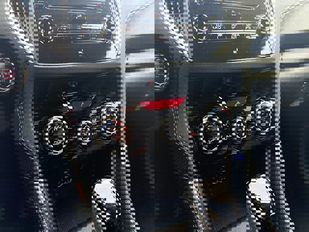 Used 2022 Subaru Forester Touring image 16