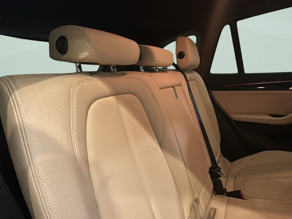 Used 2018 BMW X1 xDrive28i image 12